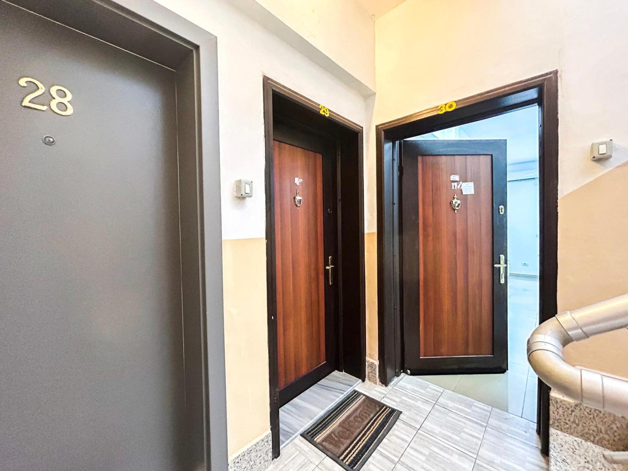 Costante 614 Lägenhet Durrës Exteriör bild