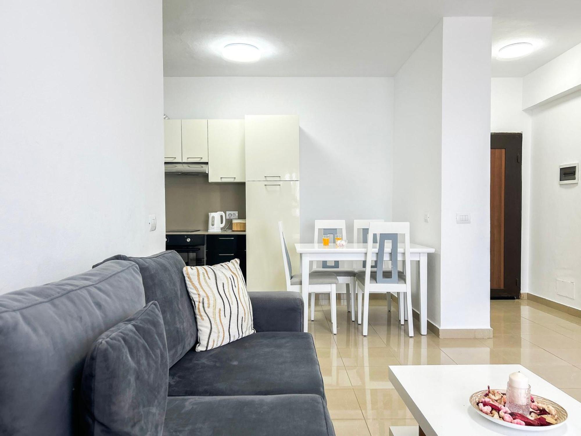 Costante 614 Lägenhet Durrës Exteriör bild