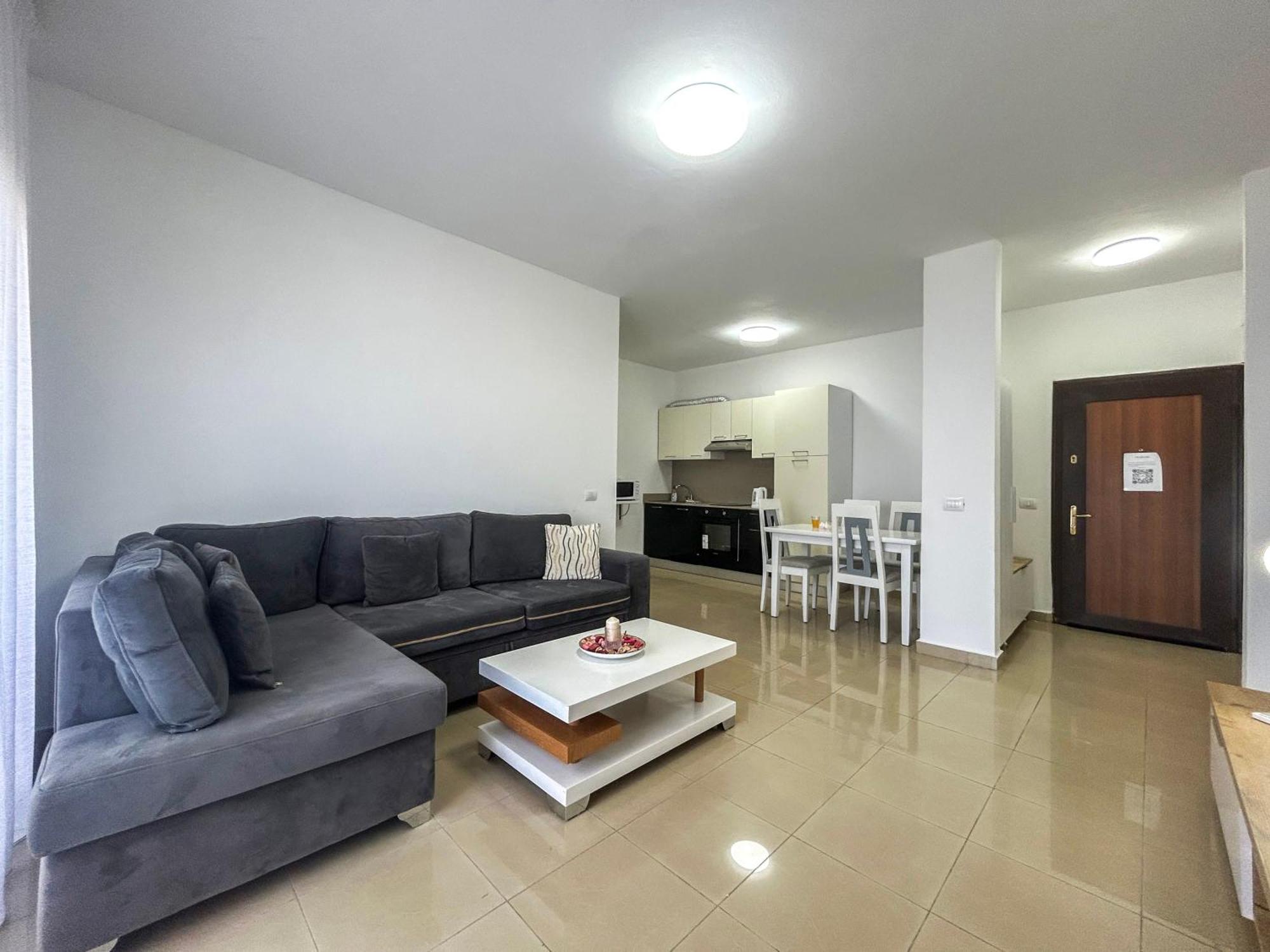 Costante 614 Lägenhet Durrës Exteriör bild